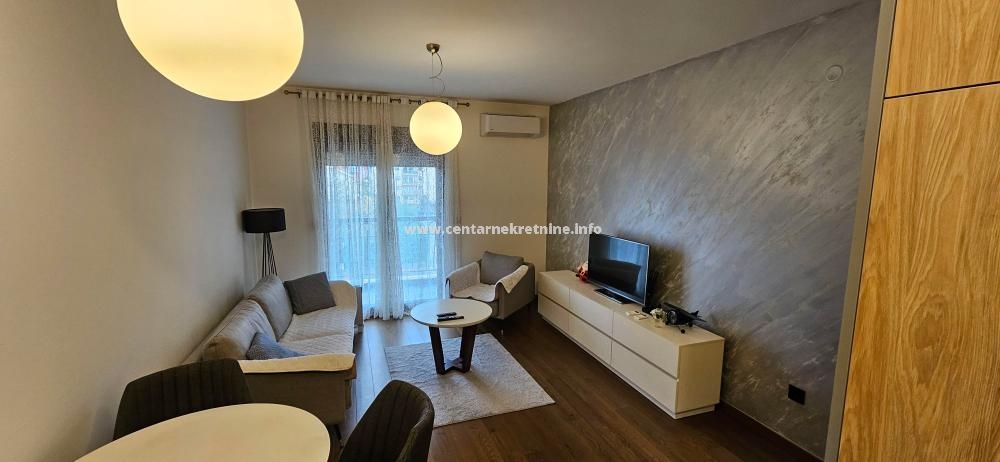 Izdavanje, jednosoban stan 48m2, Ljubović, Podgorica
